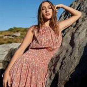 Esmaee Florentina Ditsy Floral Shirred Waist Mini Dress SZ M